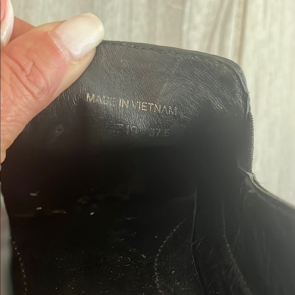 Prada Women Classic Black Slip-On Loafers - Picture 4 of 6